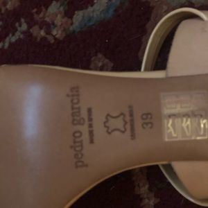 SOLD!!Designer Pedro García with a Sexy Metal Heel